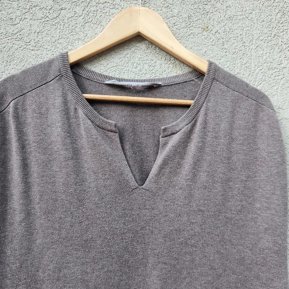 Athleta Knit Dress Women's Medium Taupe Classic Minimalist Neutral Staple Piece - Picture 5 of 11